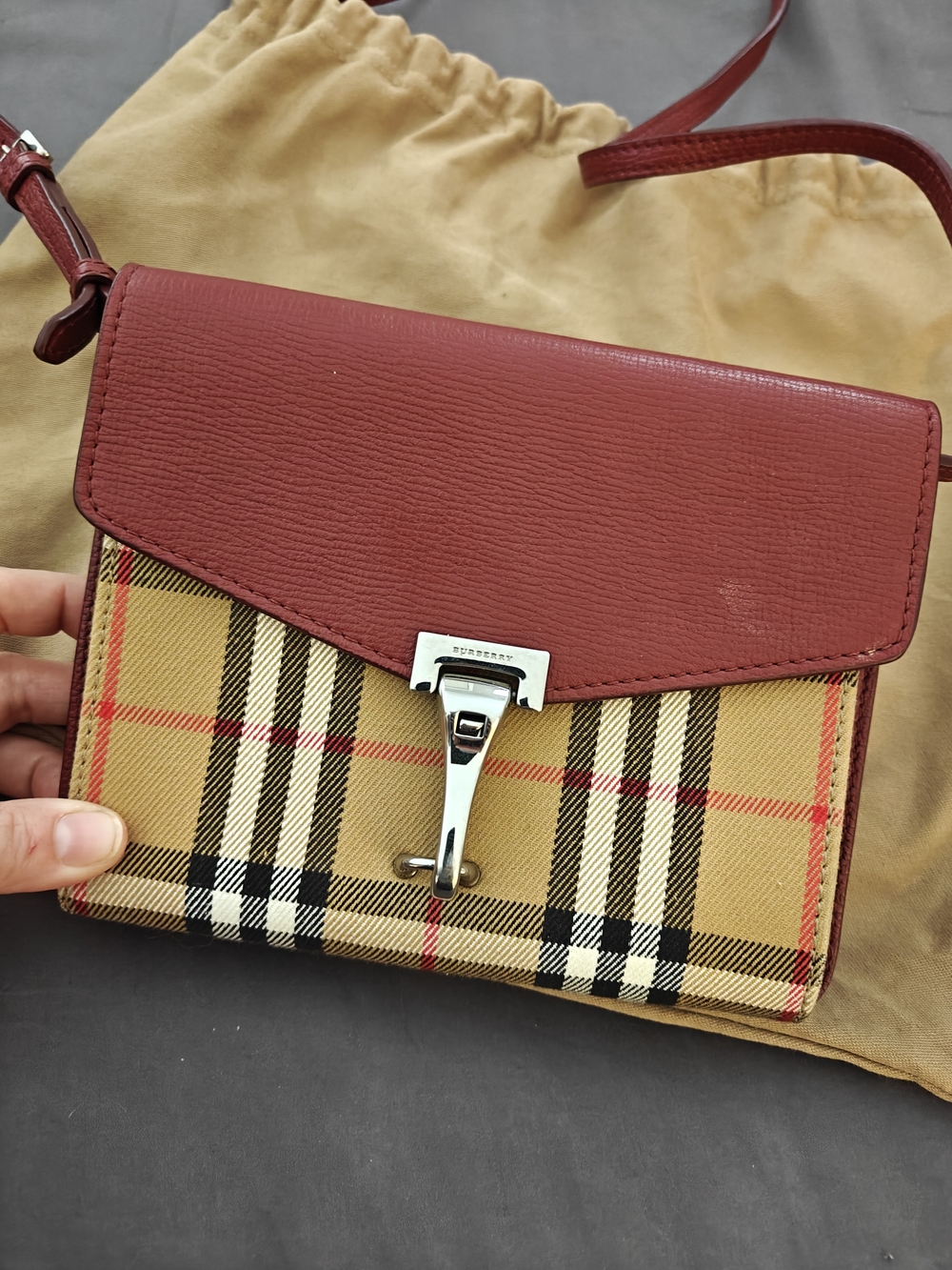 Burberry Red Leather & Vintage Check Crossbody Bag - Picture 7 of 7